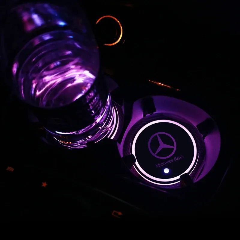 Ezstyle LED Cup Holder Light – 7 Farben für Mercedes-Benz Fahrzeuge